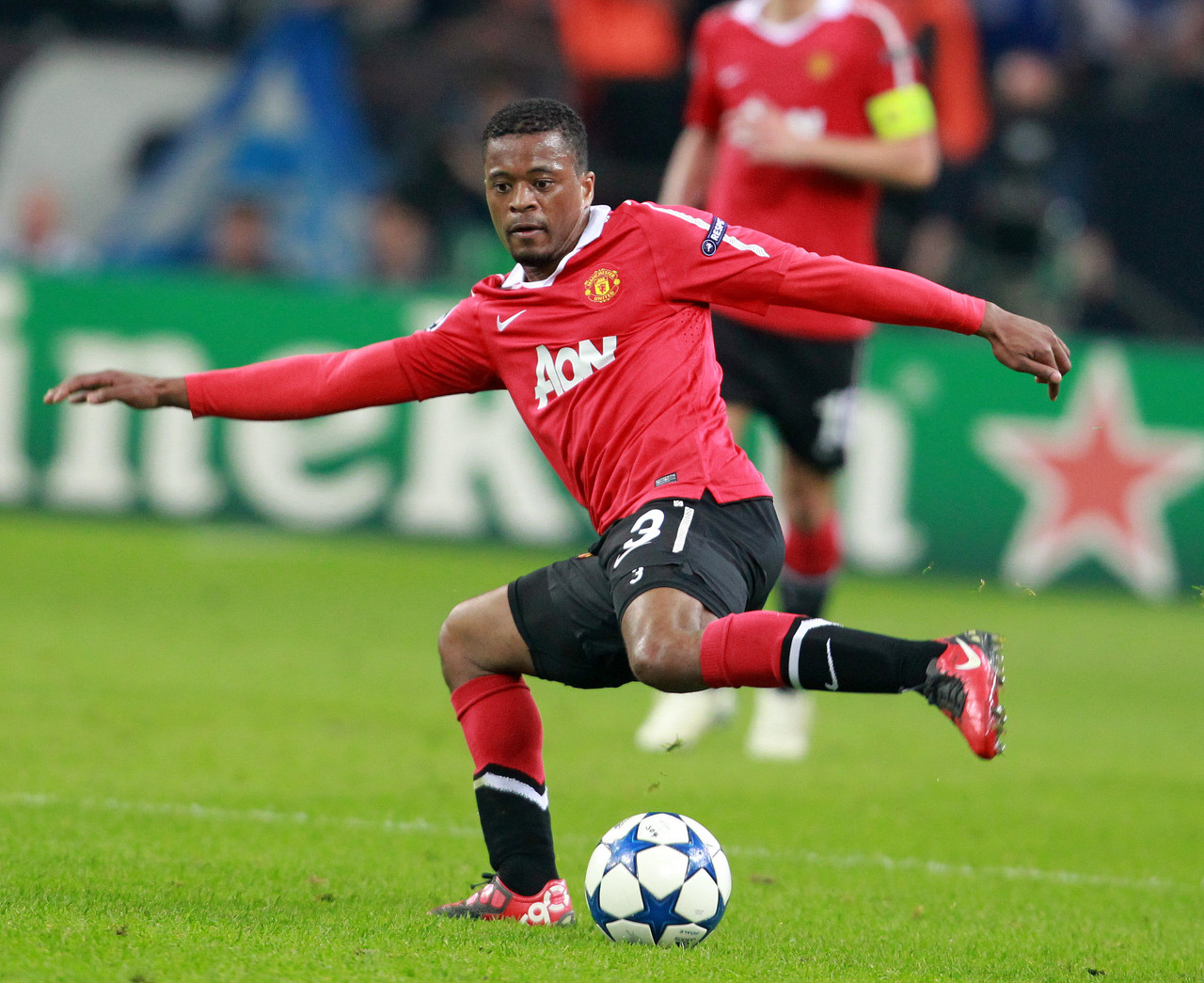 市场表现 市场表现